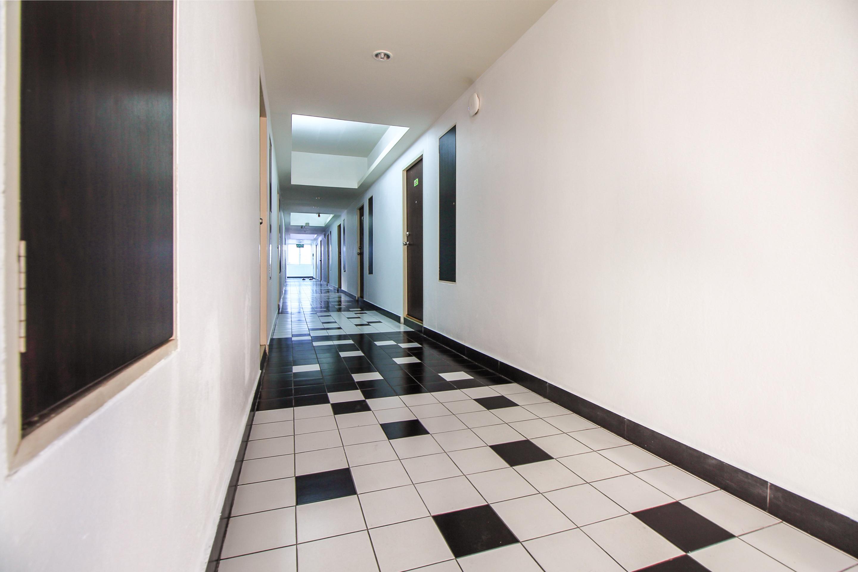 בנגקוק Ruan Plaisoi Apartment מראה חיצוני תמונה