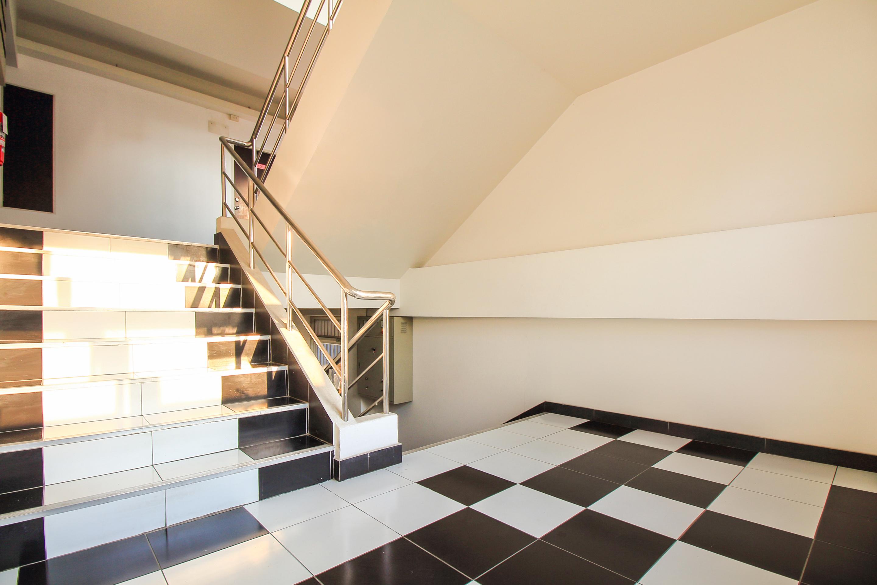 בנגקוק Ruan Plaisoi Apartment מראה חיצוני תמונה