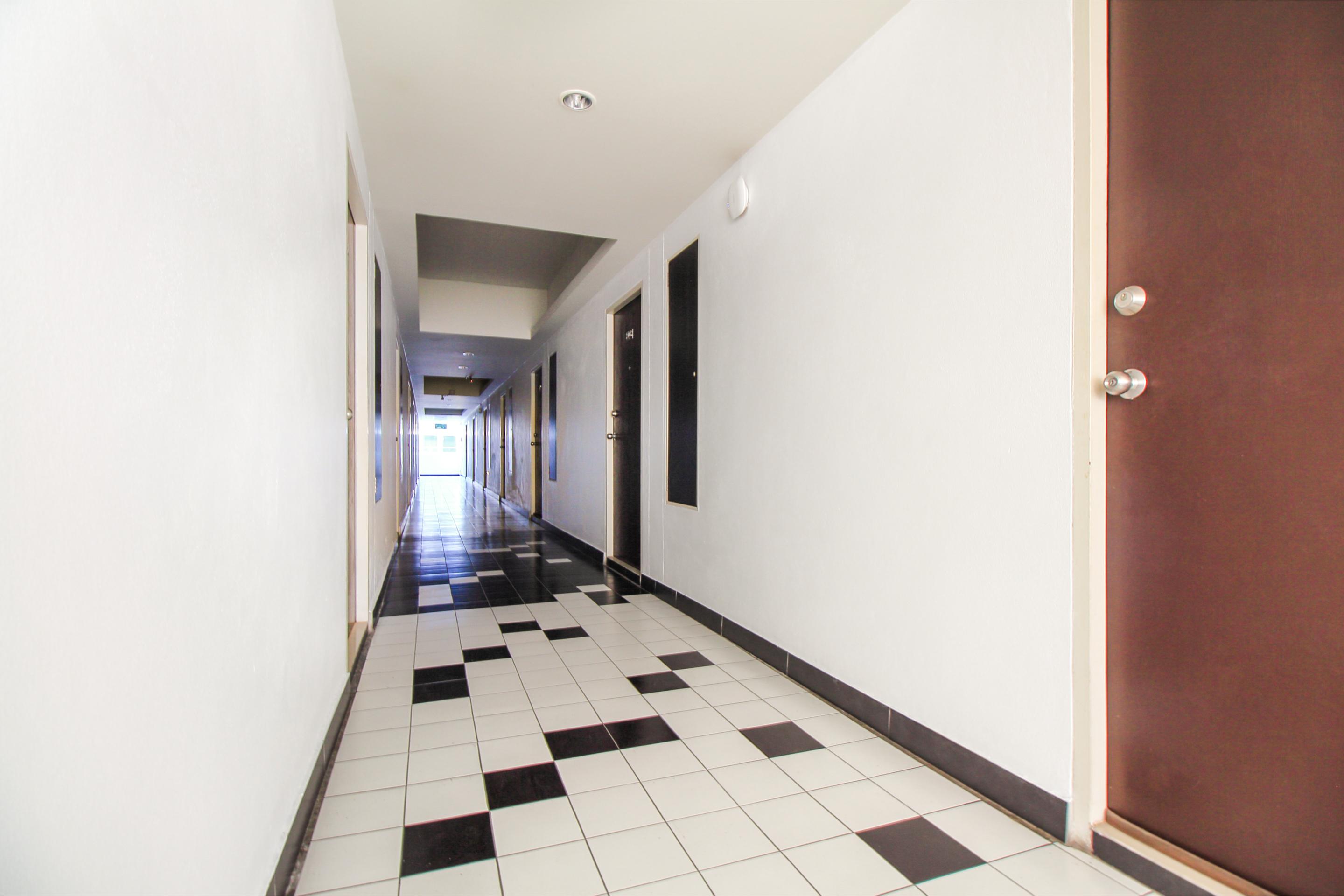 בנגקוק Ruan Plaisoi Apartment מראה חיצוני תמונה