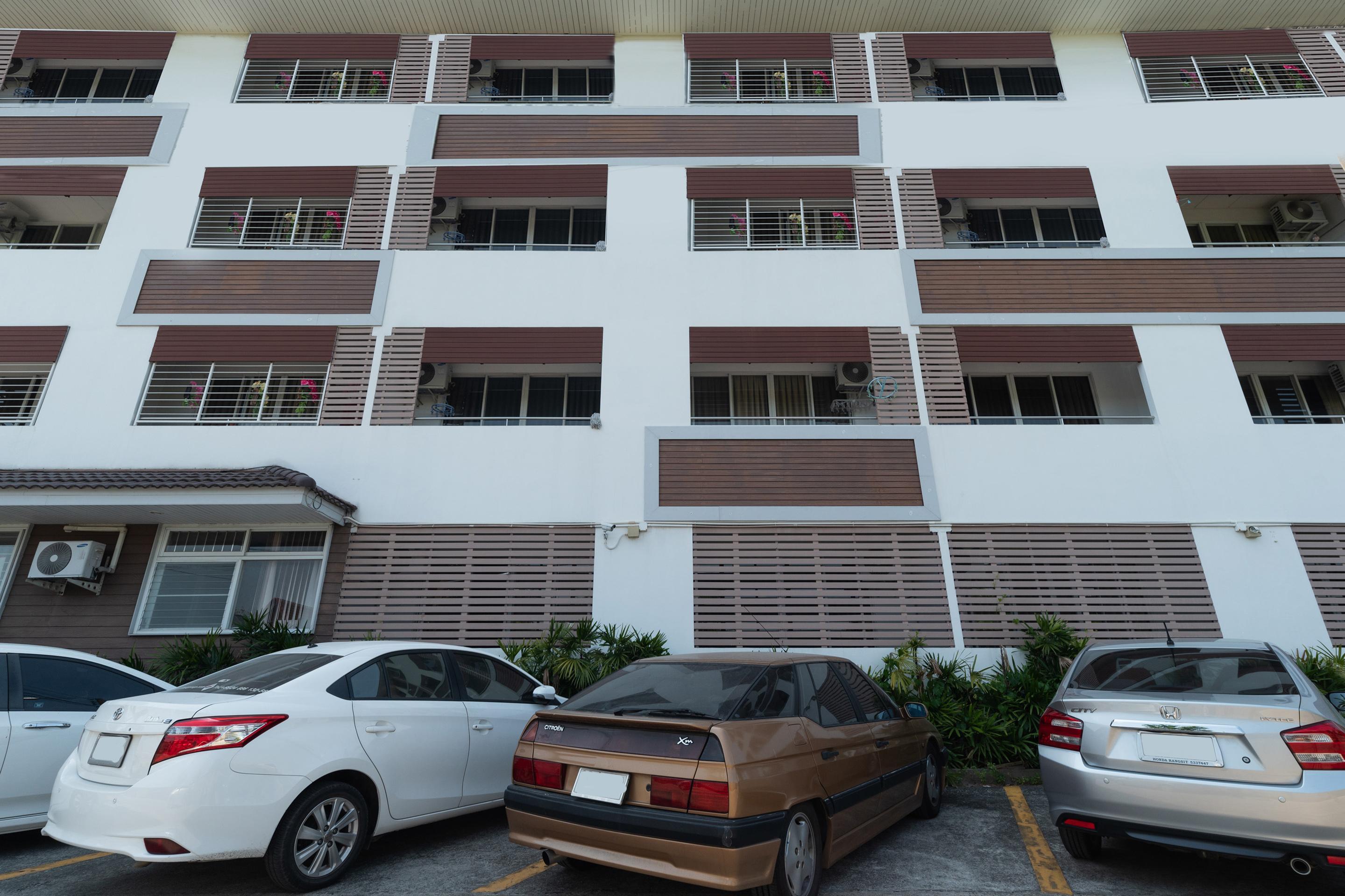 בנגקוק Ruan Plaisoi Apartment מראה חיצוני תמונה