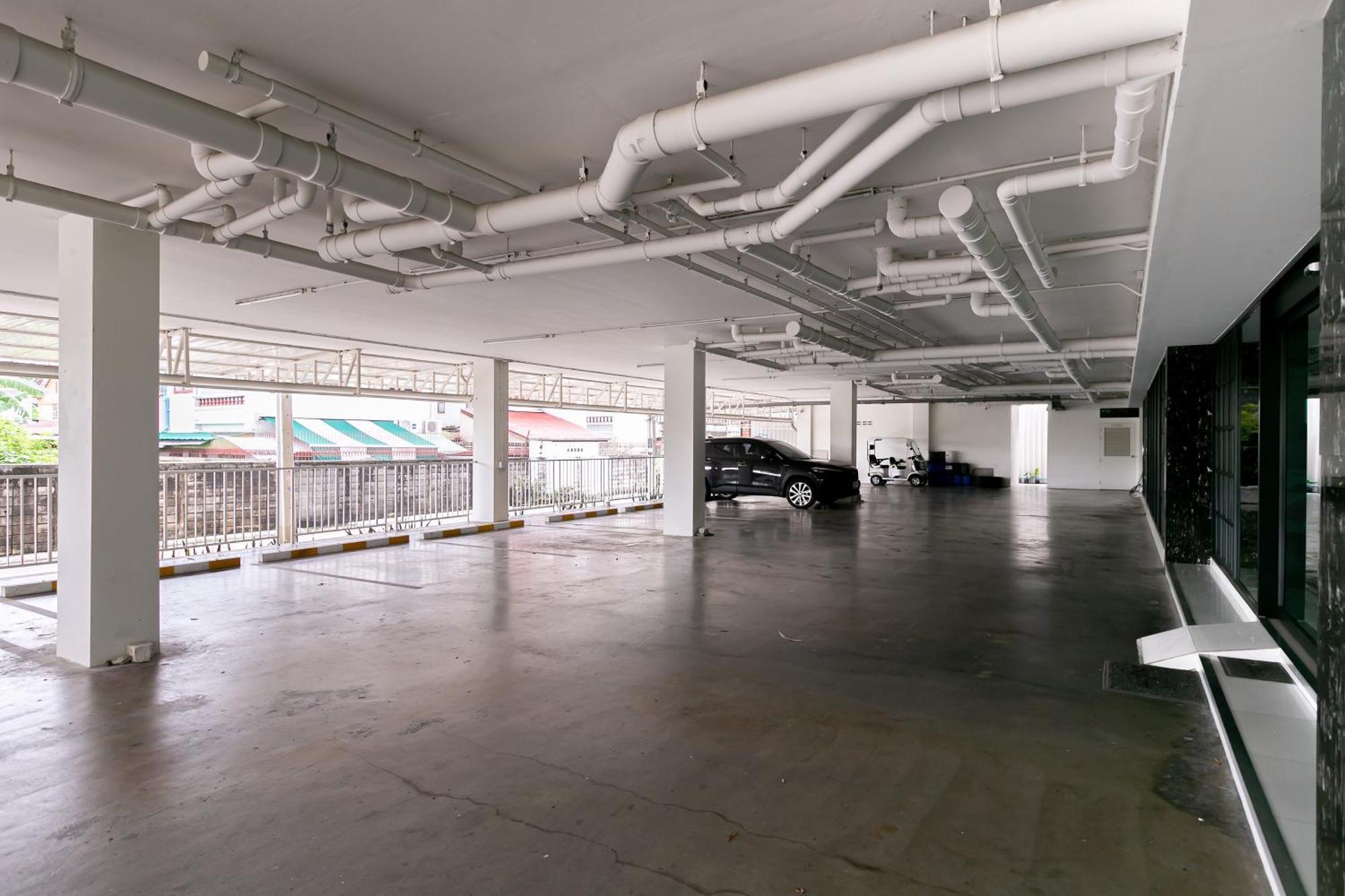 בנגקוק Ruan Plaisoi Apartment מראה חיצוני תמונה