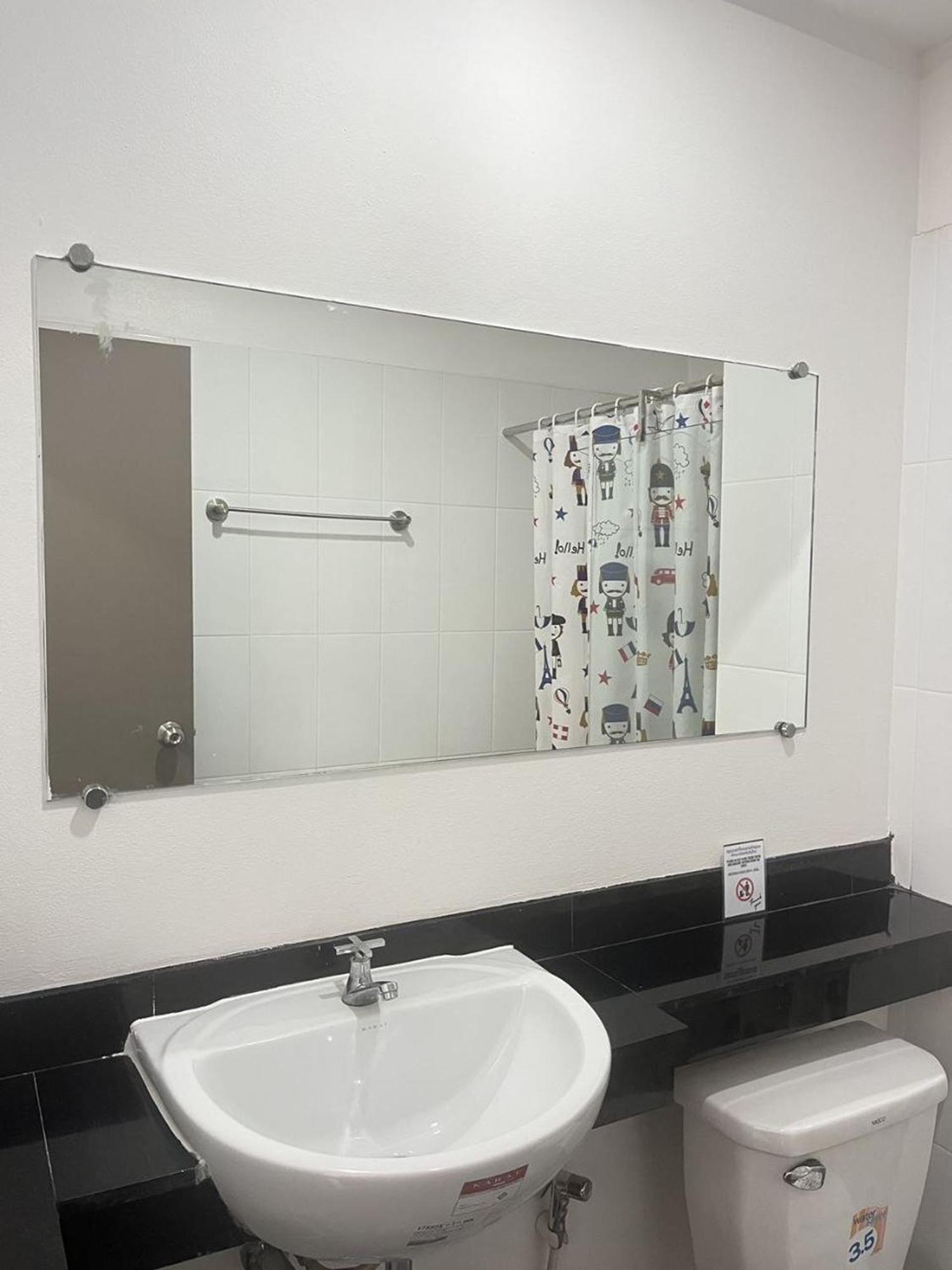 בנגקוק Ruan Plaisoi Apartment מראה חיצוני תמונה