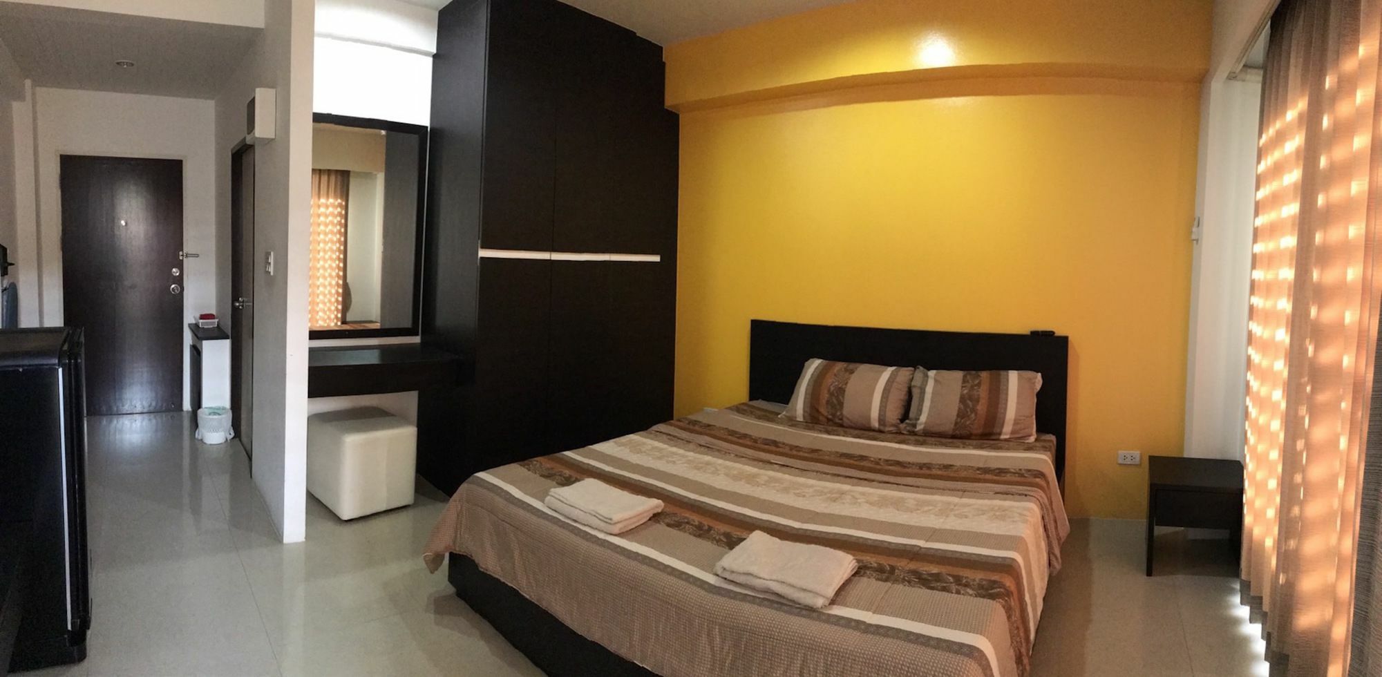 בנגקוק Ruan Plaisoi Apartment מראה חיצוני תמונה